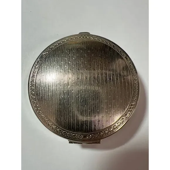 Vintage silver Deauville dual powder compact 1920 Richard Hudnut. RARE.